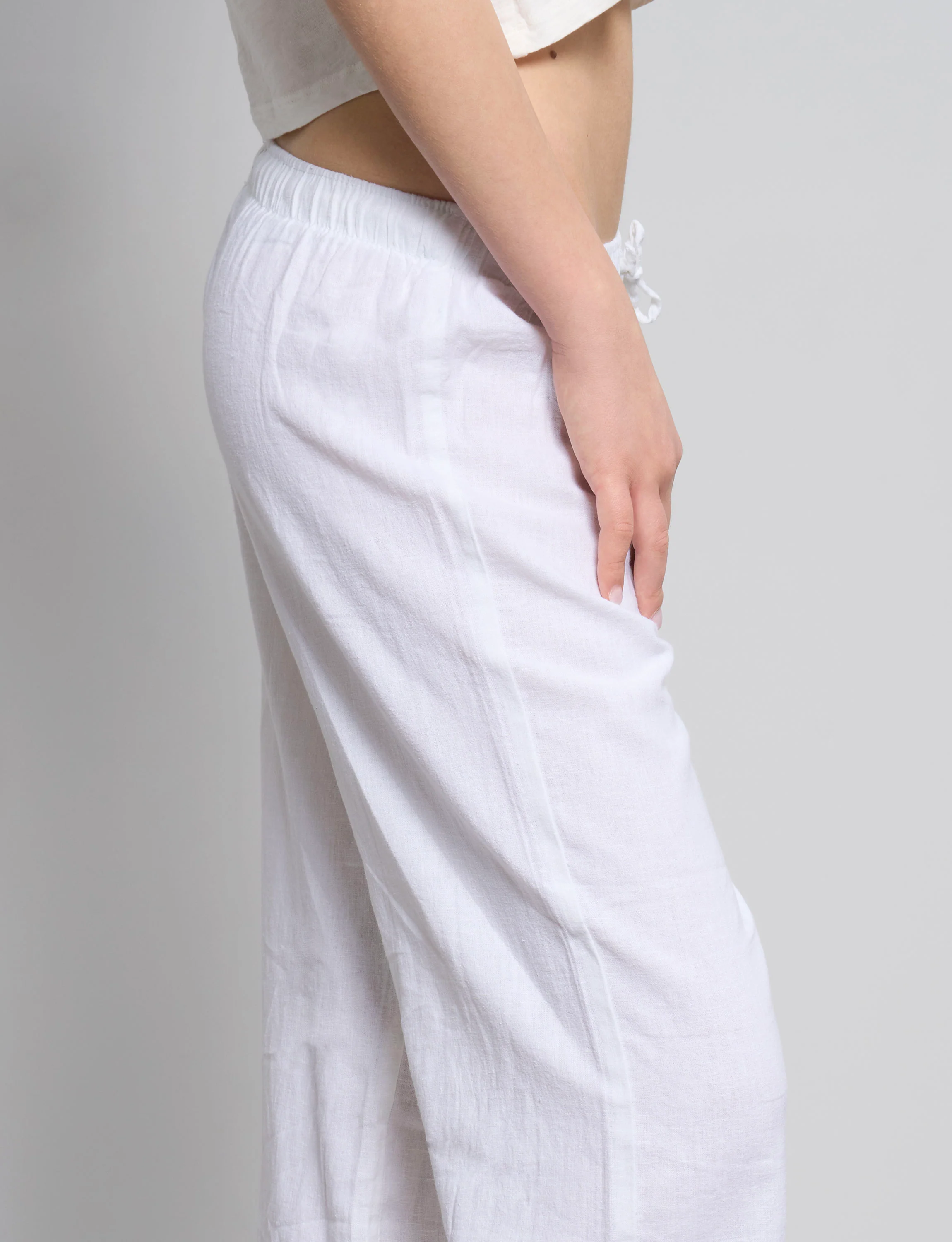 Pantalone in lino bianco a gamba ampia - Image 3