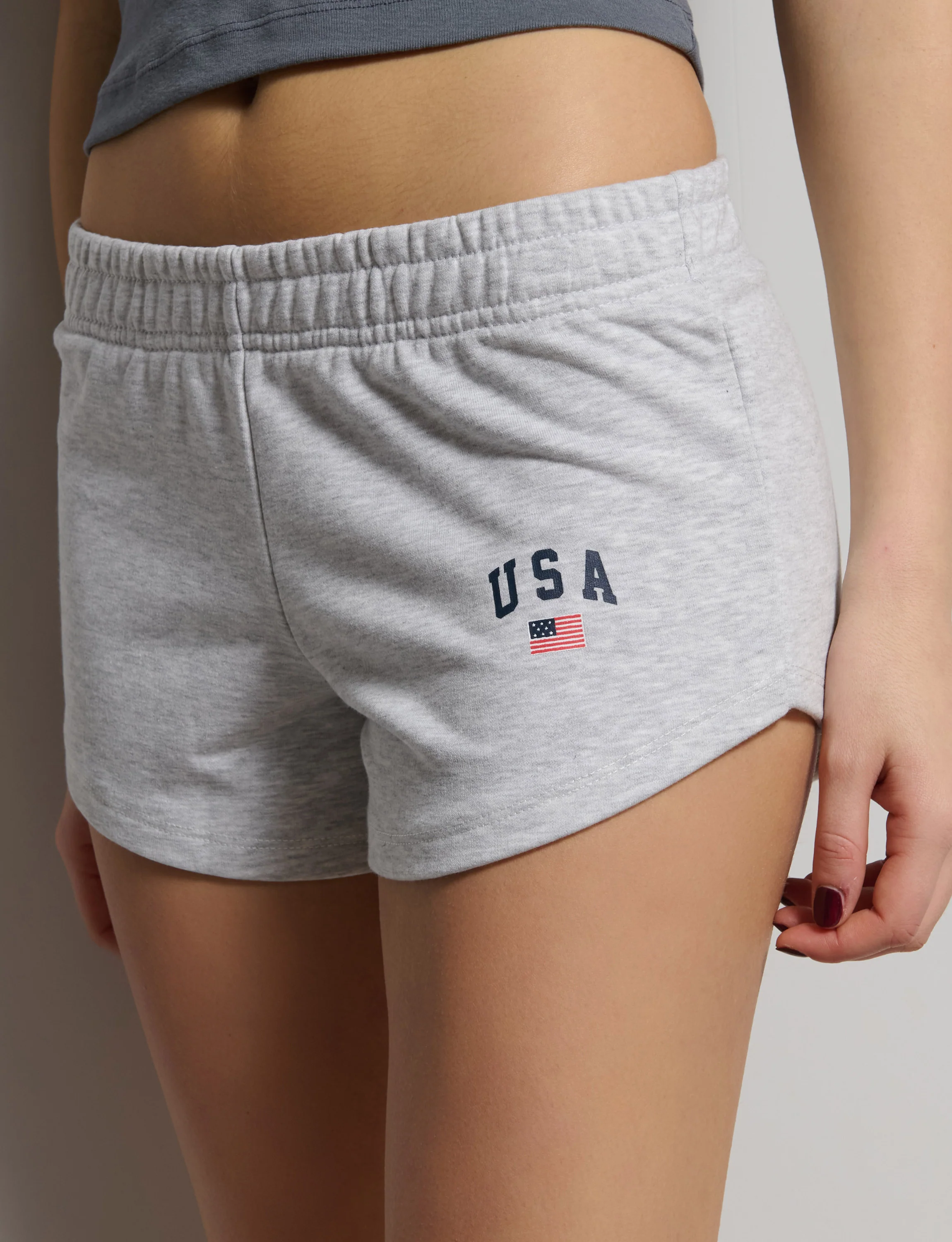Short grigi in felpa con stampa USA - Image 2