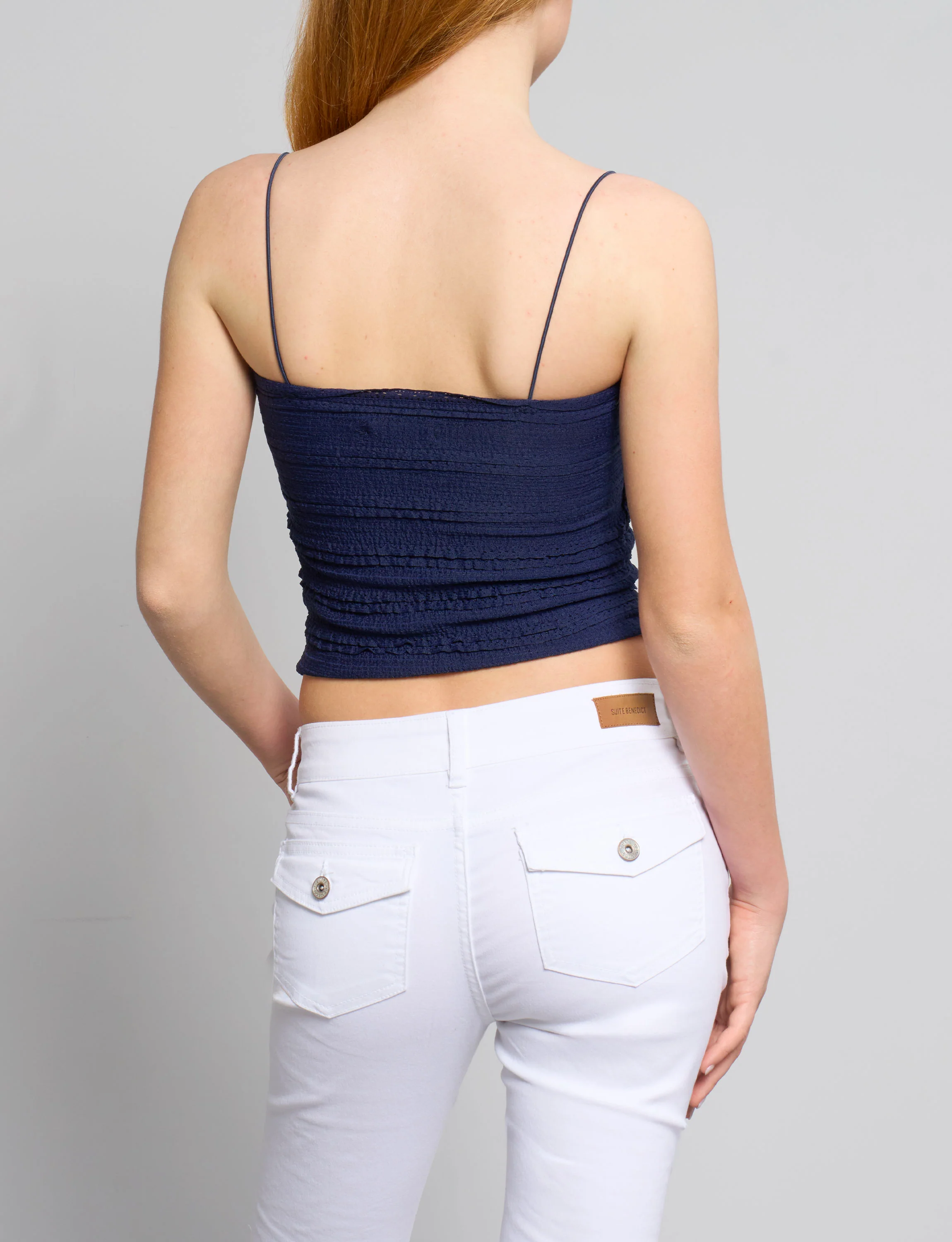 Top a fascia blu navy con rouches - Image 4